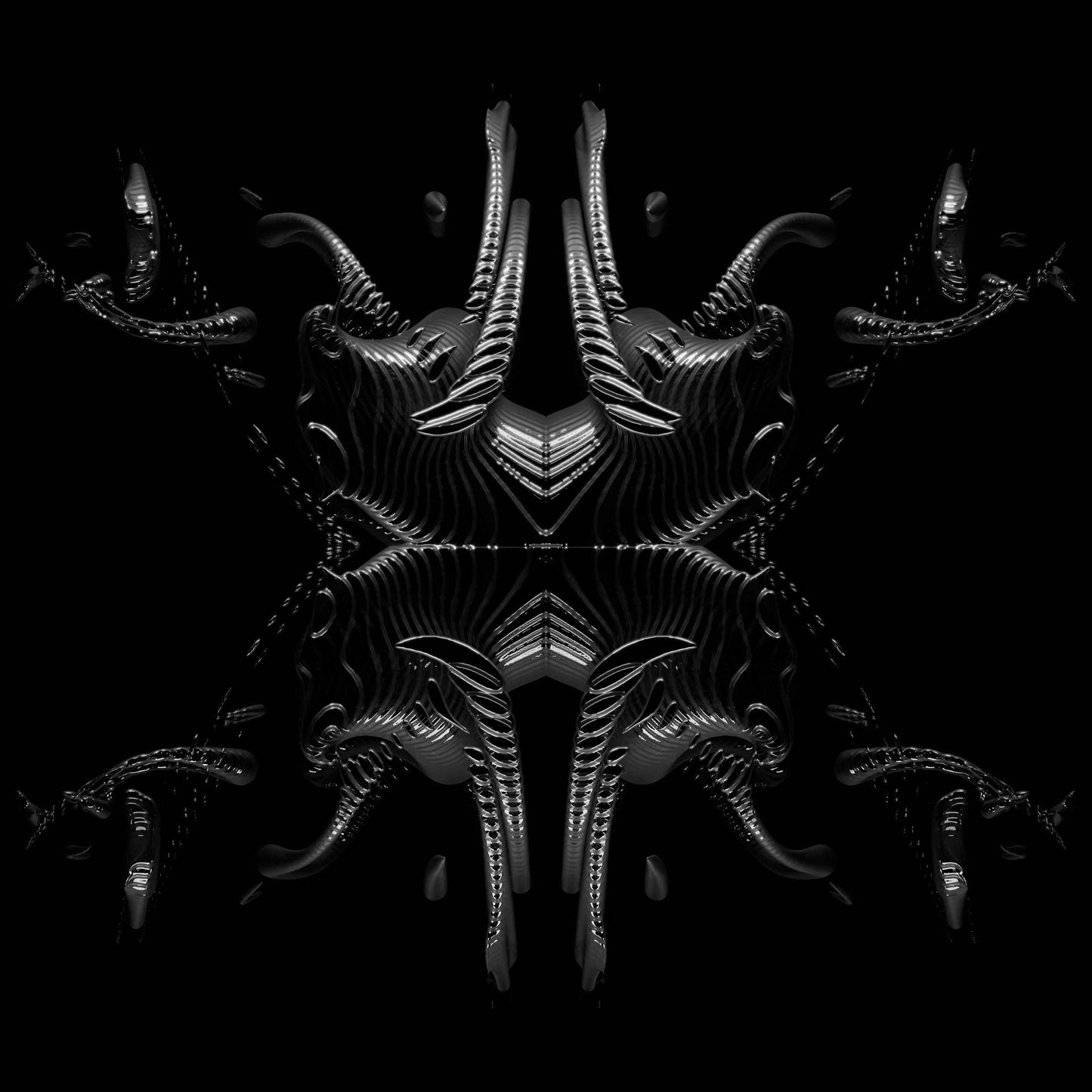 Polera negra de manga corta. Sobre el fondo negro, se encuentra una ilustración de apariencia futurista y simétrica, en tonos grisáceos y plateados.  Inspirado en motivos biomecánicos, con formas que recuerdan a tubos, engranajes o estructuras metálicas entrelazadas, formando un patrón central como un espejo.
