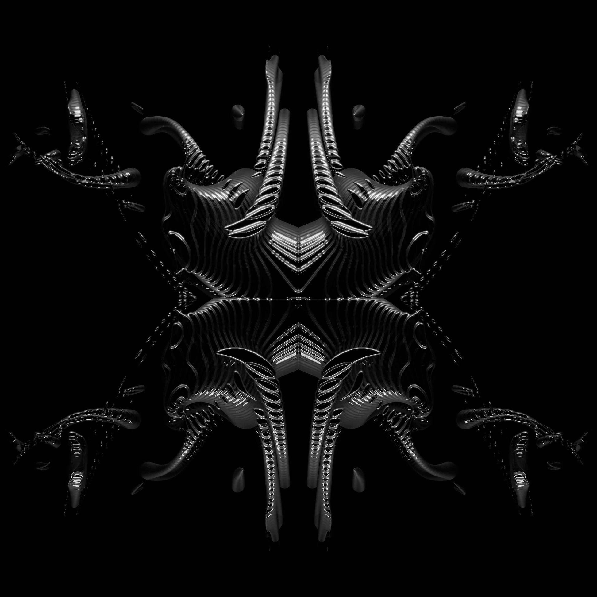 Polera negra de manga corta. Sobre el fondo negro, se encuentra una ilustración de apariencia futurista y simétrica, en tonos grisáceos y plateados.  Inspirado en motivos biomecánicos, con formas que recuerdan a tubos, engranajes o estructuras metálicas entrelazadas, formando un patrón central como un espejo.